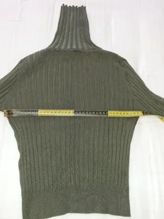 Jersey Zara Canalé Cuello Alto Verde Militar