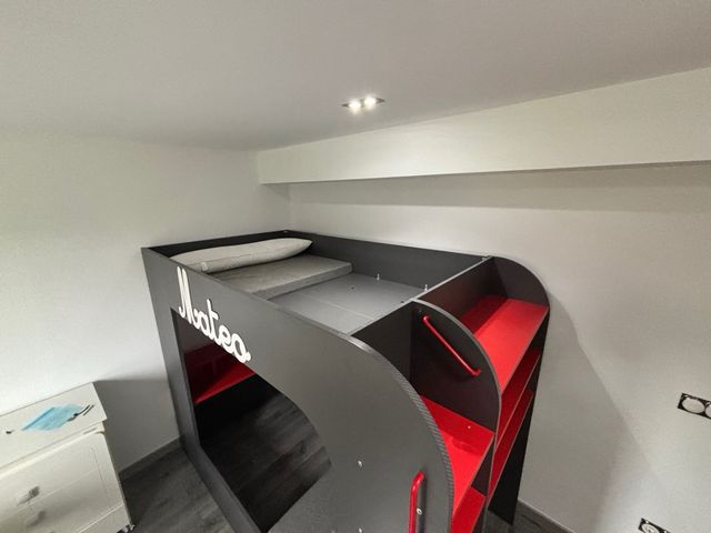 Cama alta 5000 con puesto gamer