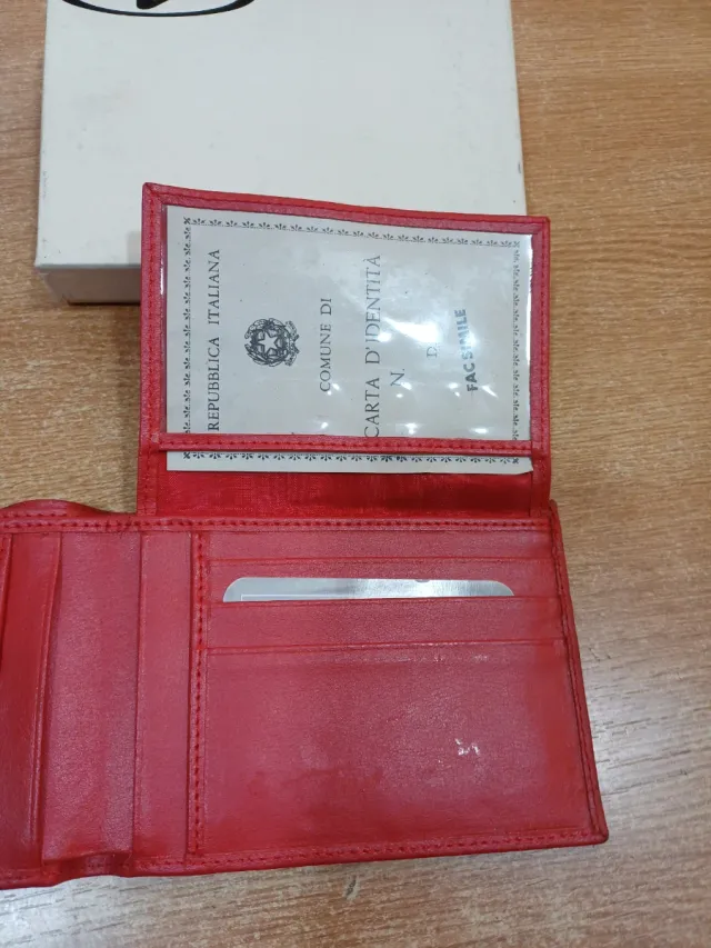 Portafoglio V Pelle e Carbonio Rosso