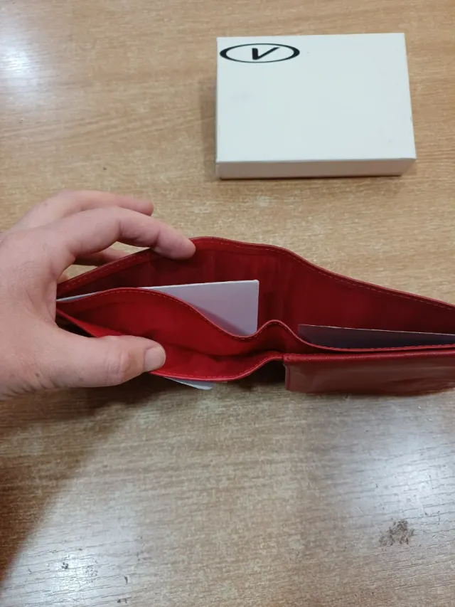 Portafoglio V Pelle e Carbonio Rosso