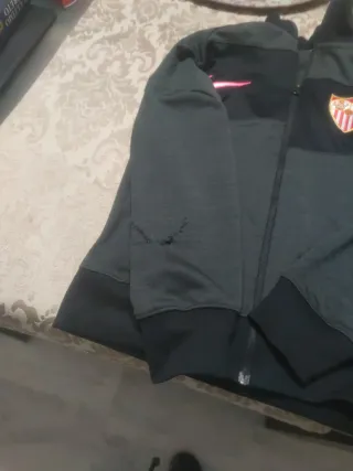 Sudadera Sevilla FC Nike Dri-Fit Negra y Rosa