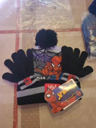 Conjunto Gorro y Guantes Spiderman Marvel