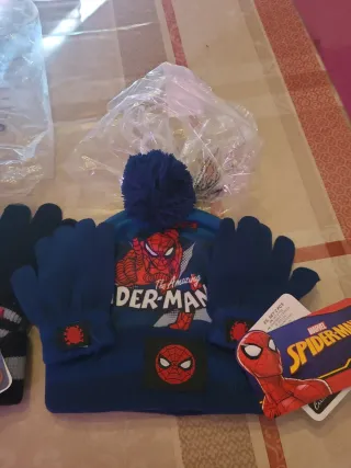 Conjunto Gorro y Guantes Spiderman Marvel