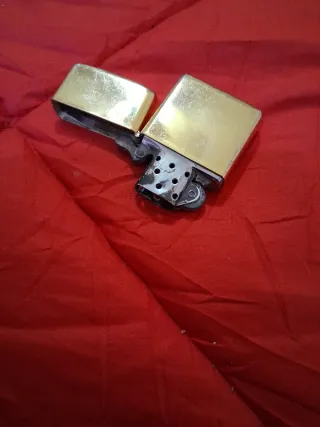 Zippo Metálico