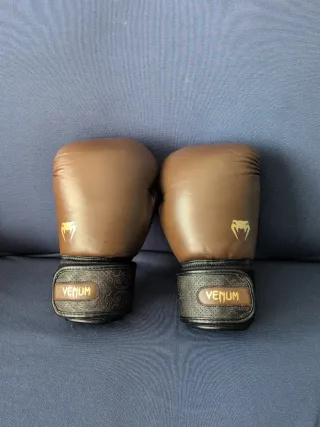 Guantes Boxeo Venum Marrón 14oz