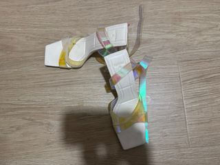 Zapatos Bershka tacón transparente multicolor