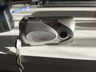 Cámara Olympus C-350 Zoom Plata