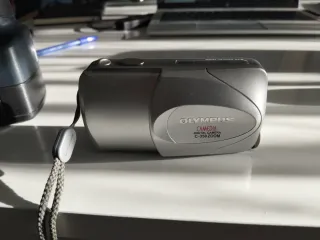 Cámara Olympus C-350 Zoom Plata