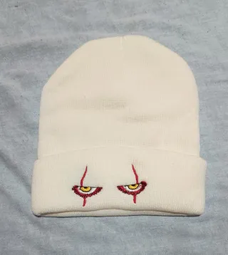 Berretto Bianco con Occhi di Pennywise