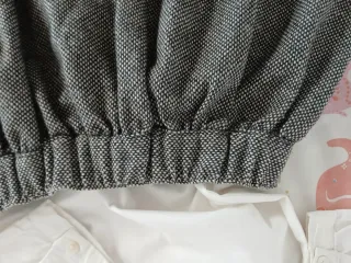 Conjunto Benetton Falda, Blusa y Chaqueta T. 6-7