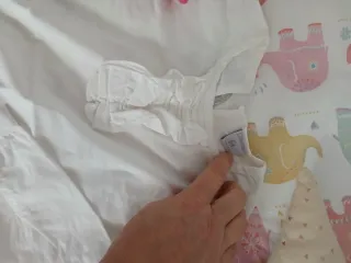 Conjunto Benetton Falda, Blusa y Chaqueta T. 6-7