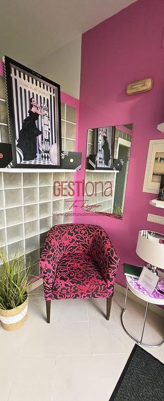 Local comercial en venta en Numancia - San Fernando en Santander