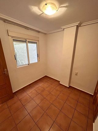 Piso en alquiler en El Pla de Sant Josep - L'Asil en Elche