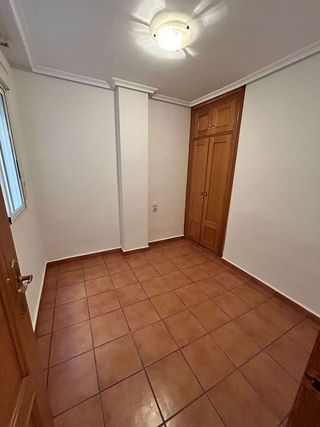 Piso en alquiler en El Pla de Sant Josep - L'Asil en Elche