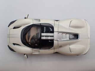 1/18 Ferrari Daytona SP3 de 2022 Blanco - BBurago