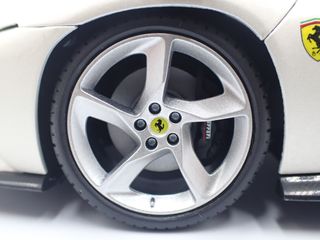 1/18 Ferrari Daytona SP3 de 2022 Blanco - BBurago