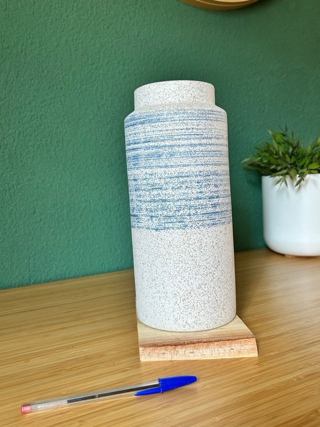 Jarrón de cerámica portugués