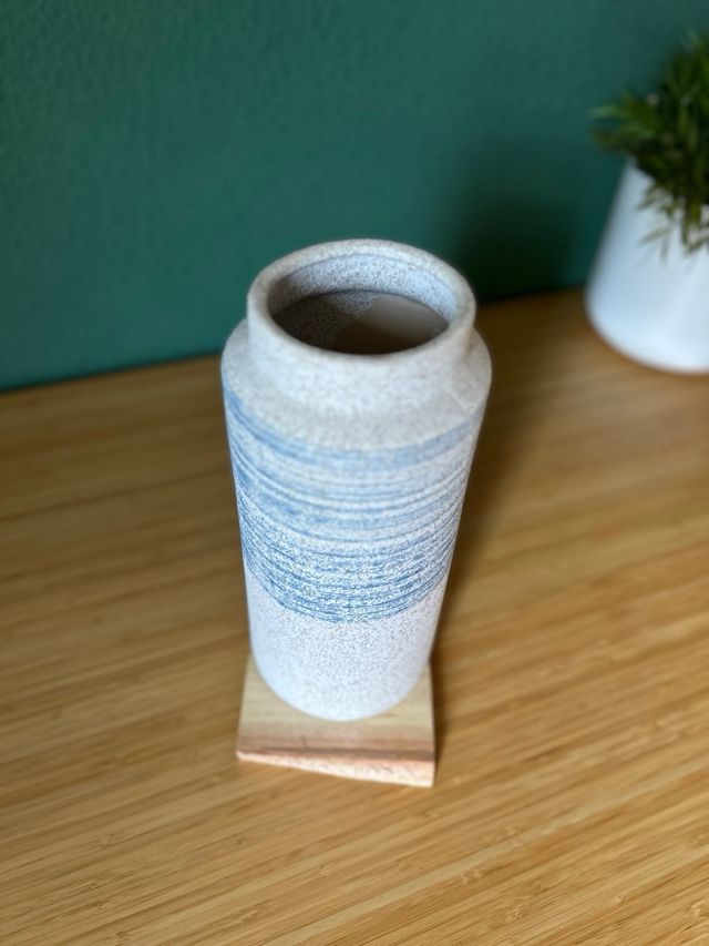 Jarrón de cerámica portugués