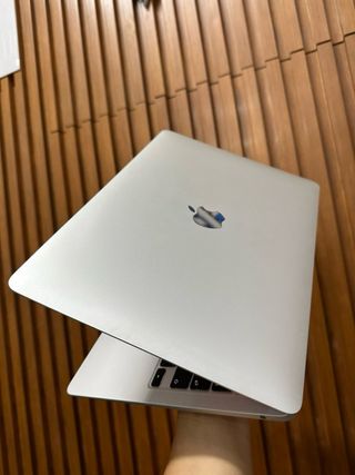 MacBook Air M1 256 GB Plata