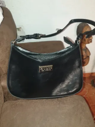 Bolso Guess Negro Como Nuevo