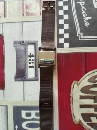 Reloj V&L Marrón y Dorado