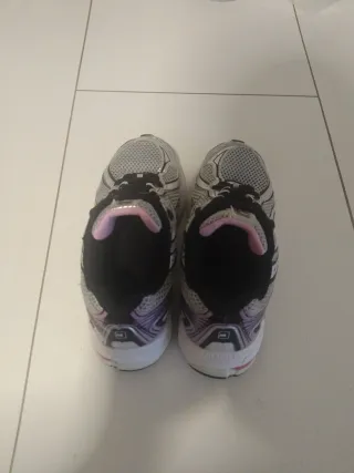 New Balance 740 Mujer Rosa y Plata