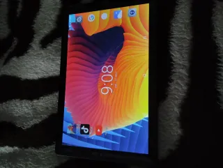 Tablet Android 10 con funda