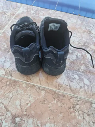 Zapatillas Negras Deportivas