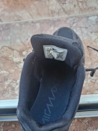 Zapatillas Negras Deportivas