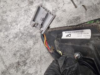 Retrovisor Izquierdo Nissan Almera N16