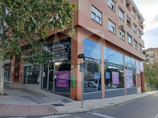 Local comercial en venta en La Estación en Badajoz