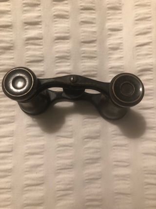 Prismáticos antiguos de latón