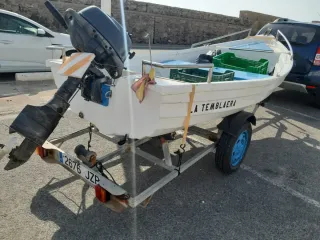 Barco 3,5m + Yamaha 4T 4CV + Remolque + sonda.