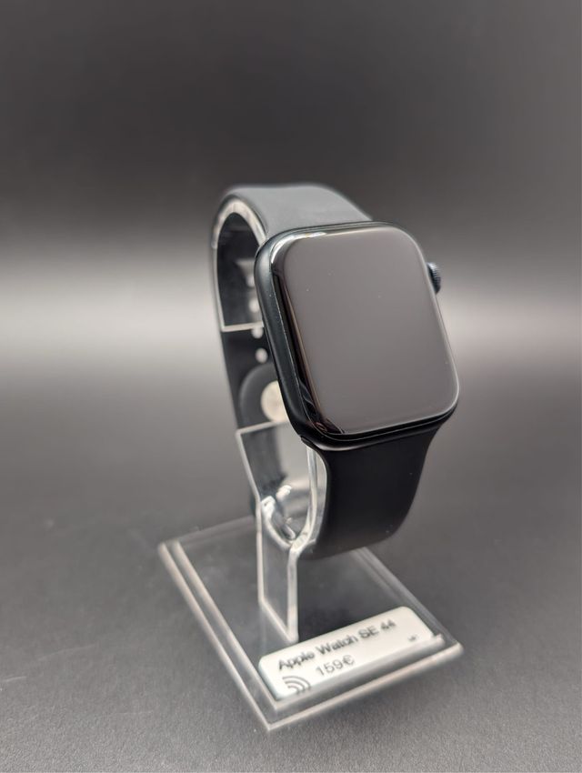 Apple Watch SE 44mm Space Gray