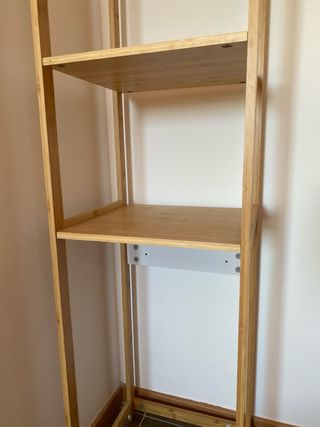 Estantería auxiliar de bambú, en perfecto estado