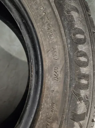 Neumáticos Goodyear 215 70 15c
