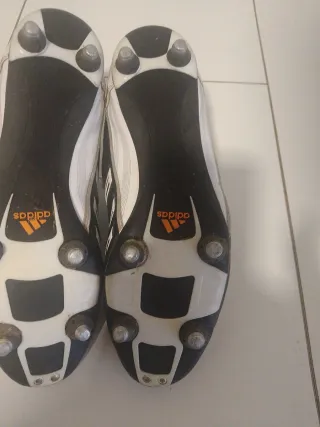 Botas de fútbol Adidas Talla 44