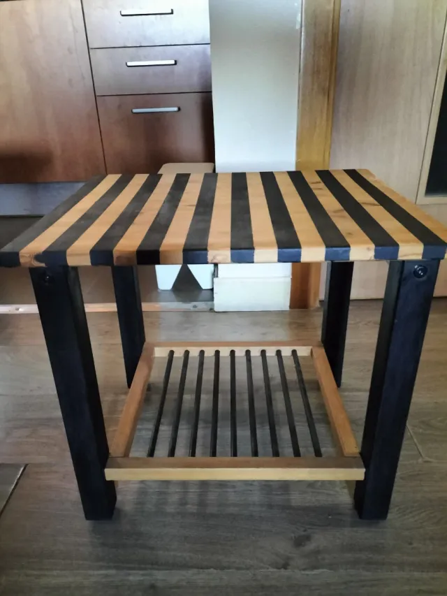Mesa Auxiliar Madera Maciza de Pino Negra y Marrón