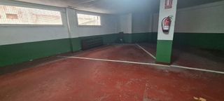 Garaje en venta en Ensanche - Sar en Santiago de Compostela
