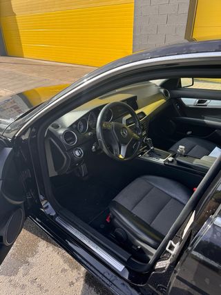 Mercedes-Benz Clase C 2011