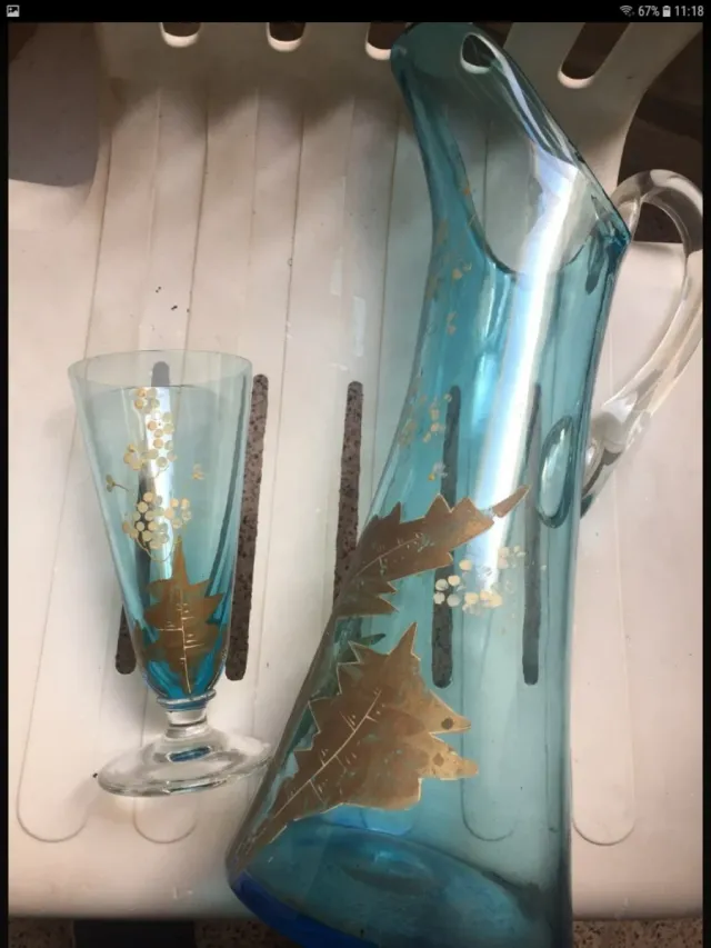 Jarra y copa vintage hojas doradas