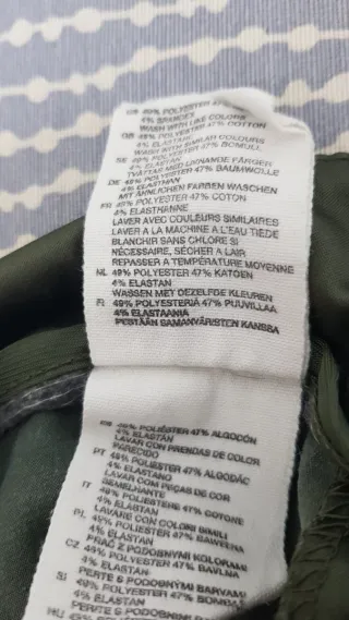 Pantalón H&M Talla 40 Verde Oliva