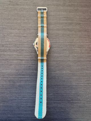 Reloj Benetton sin usar