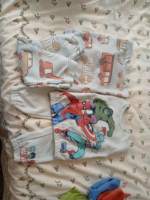 Chándal niño Marvel y vehículos