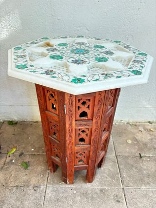 Mesitas antiguas madera y mármol