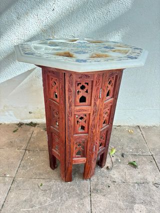 Mesitas antiguas madera y mármol