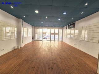Local comercial en venta en Escala, L´