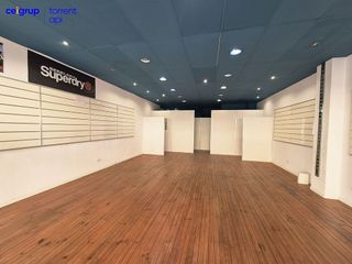 Local comercial en venta en Escala, L´