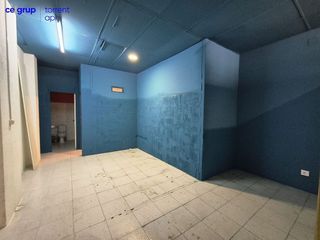 Local comercial en venta en Escala, L´