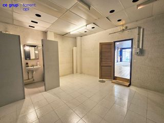 Local comercial en venta en Escala, L´